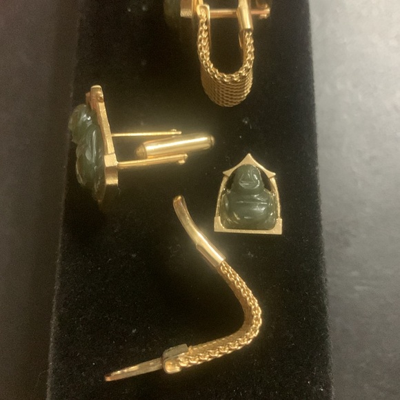 Vintage Jade Buddha Gold Cufflinks W/ matching Tie Pin .. VERY DISTINGUISHED!! - Picture 6 of 6
